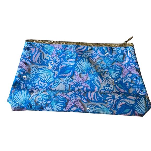 Lilly Pulitzer Clear Printed Pouch Amalfi Blue Sound The Sirens NWOT 13.5 X 8” - Picture 2 of 4